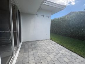 15062 SW 177th Ter, Miami FL 33187