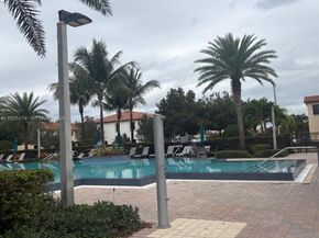 15062 SW 177th Ter, Miami FL 33187