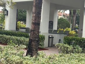 15062 SW 177th Ter, Miami FL 33187