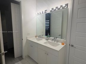 15062 SW 177th Ter, Miami FL 33187