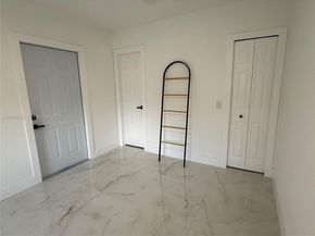 1151 NW 112th St, Miami FL 33168