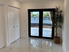 1151 NW 112th St, Miami FL 33168