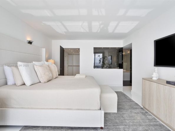 1800 Sunset Harbour Drive 1702/4, Miami Beach FL 33139