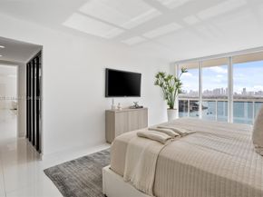 1800 Sunset Harbour Drive 1702/4, Miami Beach FL 33139