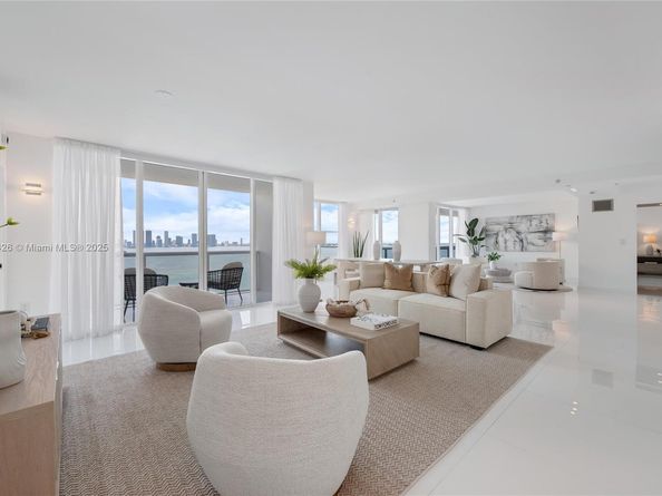 1800 Sunset Harbour Drive 1702/4, Miami Beach FL 33139