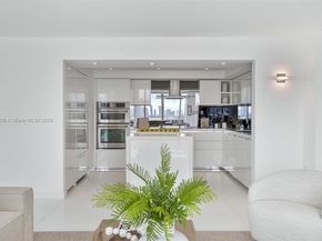 1800 Sunset Harbour Drive 1702/4, Miami Beach FL 33139