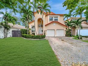 10880 NW 58th Ter, Doral FL 33178