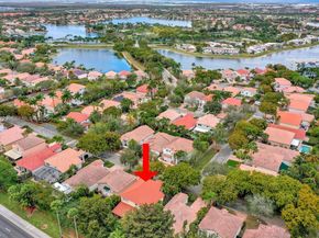 10880 NW 58th Ter, Doral FL 33178