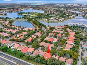 10880 NW 58th Ter, Doral FL 33178