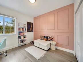 10880 NW 58th Ter, Doral FL 33178