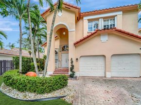 10880 NW 58th Ter, Doral FL 33178