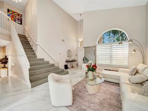 10880 NW 58th Ter, Doral FL 33178