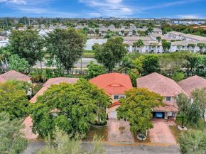 10880 NW 58th Ter, Doral FL 33178