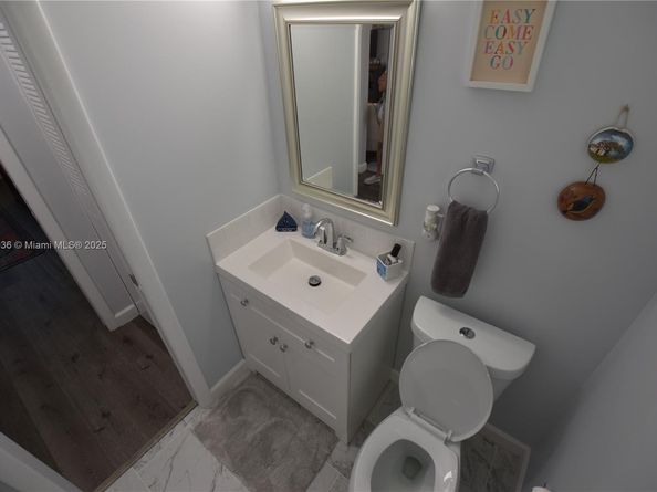 2572 E Emory Dr F, West Palm Beach FL 33415