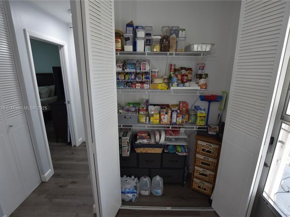 2572 E Emory Dr F, West Palm Beach FL 33415
