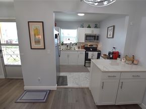 2572 E Emory Dr F, West Palm Beach FL 33415