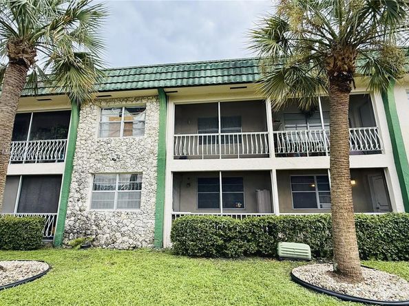 13101 Memorial Hwy 104, North Miami FL 33161