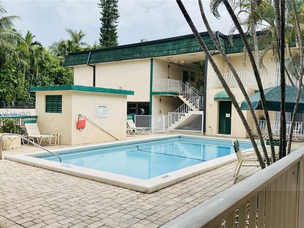13101 Memorial Hwy 104, North Miami FL 33161