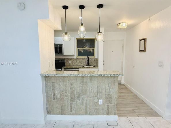 13101 Memorial Hwy 104, North Miami FL 33161