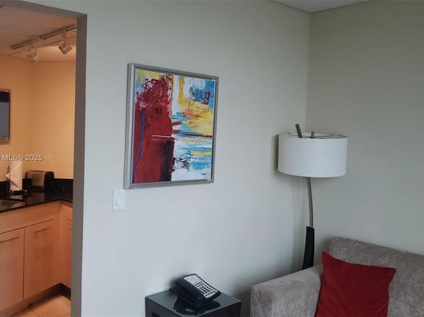 2670 E Sunrise Blvd 1411, Fort Lauderdale FL 33304