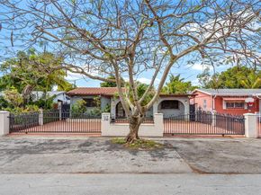 766 W 36th St, Hialeah FL 33012
