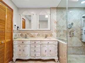 766 W 36th St, Hialeah FL 33012