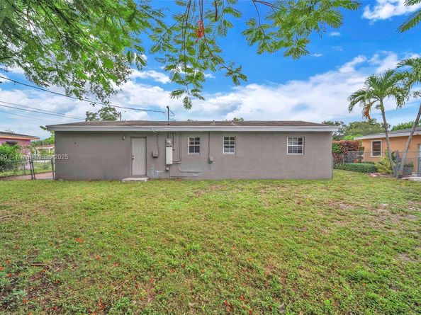 3010 NW 171st Ter, Miami Gardens FL 33056