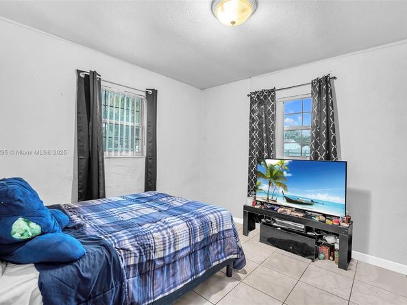 3010 NW 171st Ter, Miami Gardens FL 33056