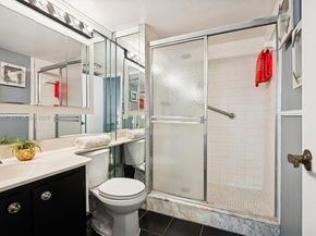 9511 N Hollybrook Lake Dr 108, Pembroke Pines FL 33025