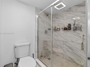 2133 Renaissance Blvd 203, Miramar FL 33025