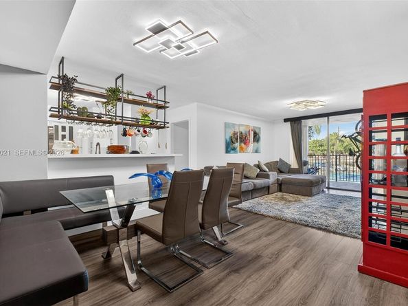 2133 Renaissance Blvd 203, Miramar FL 33025