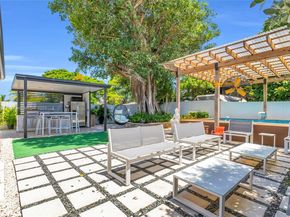 11840 SW 220th St, Miami FL 33170