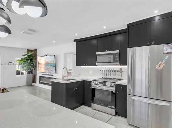 11840 SW 220th St, Miami FL 33170