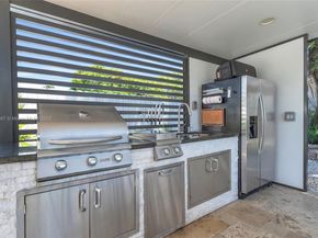 11840 SW 220th St, Miami FL 33170