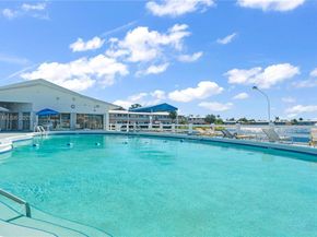 900 SW 10th Ter 16S, Hallandale Beach FL 33009