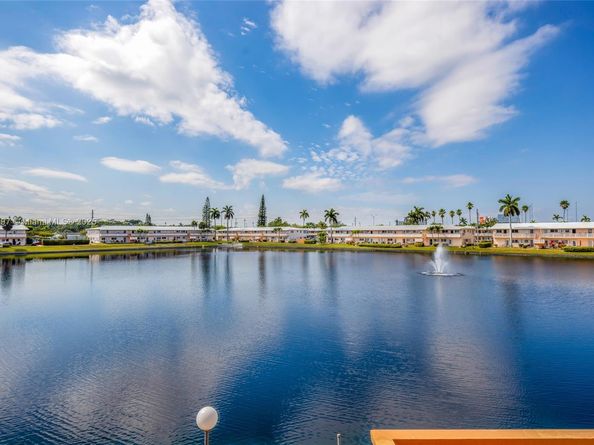900 SW 10th Ter 16S, Hallandale Beach FL 33009