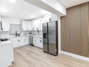 552 W Evanston Cir, Fort Lauderdale FL 33312