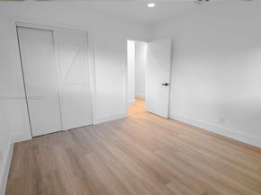 552 W Evanston Cir, Fort Lauderdale FL 33312