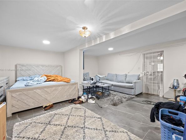 625 NE 130th St, North Miami FL 33161