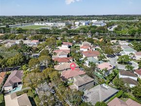 4317 Willow Ridge Dr, Weston FL 33331
