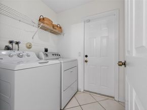 4317 Willow Ridge Dr, Weston FL 33331