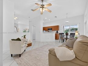 4317 Willow Ridge Dr, Weston FL 33331