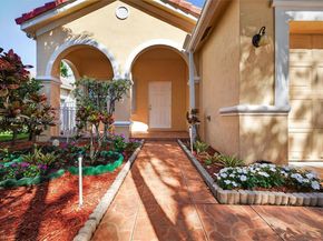 4317 Willow Ridge Dr, Weston FL 33331