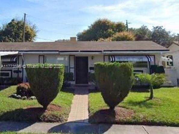 1010 NW 57th St, Miami FL 33127