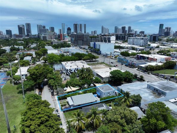 550 NW 30th St, Miami FL 33127