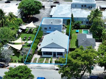 550 NW 30th St