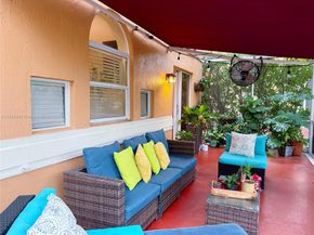11405 Lakeview Dr 3A, Coral Springs FL 33071