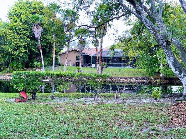 11405 Lakeview Dr 3A, Coral Springs FL 33071