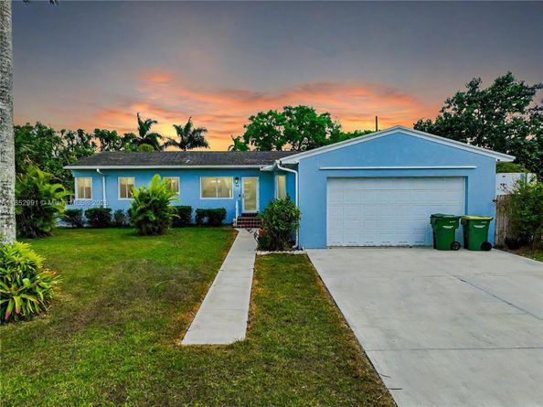94 NE 17th St, Homestead FL 33030