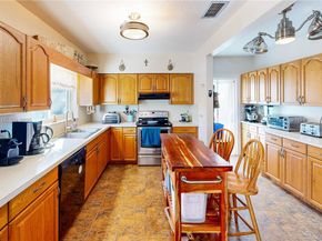 94 NE 17th St, Homestead FL 33030